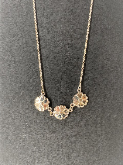 Uppland halsband 3 blommor silver 42+3 cm