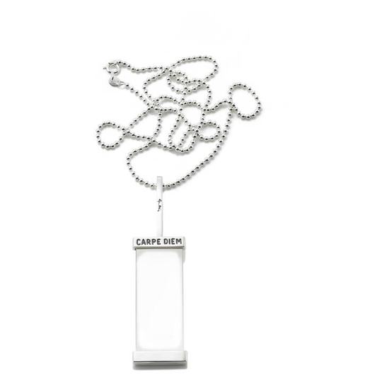 Carpe Diem Monocle Hängsmycke Silver