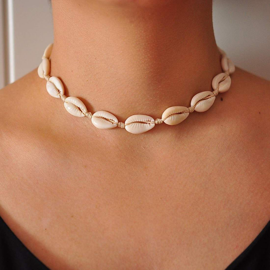 Chokerhalsband med Snäckskal - Vit