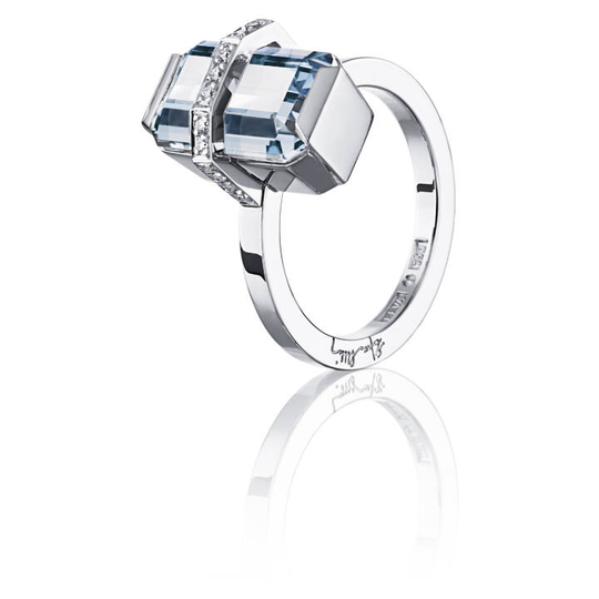Little Bend Over - Aquamarine Ring Vitguld