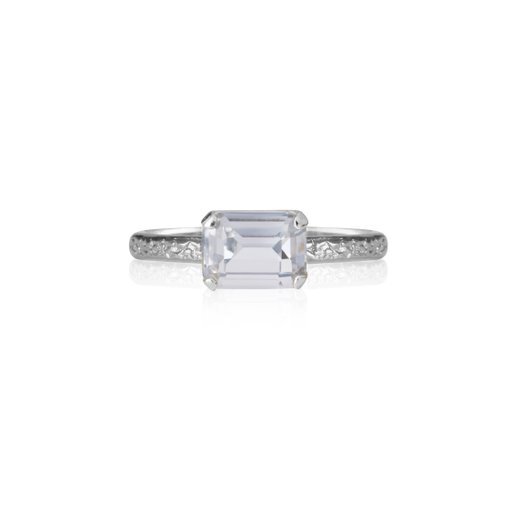 Ring Naya Light Sapphire