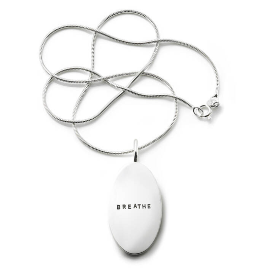 Breathe Hängsmycke Silver 40 cm